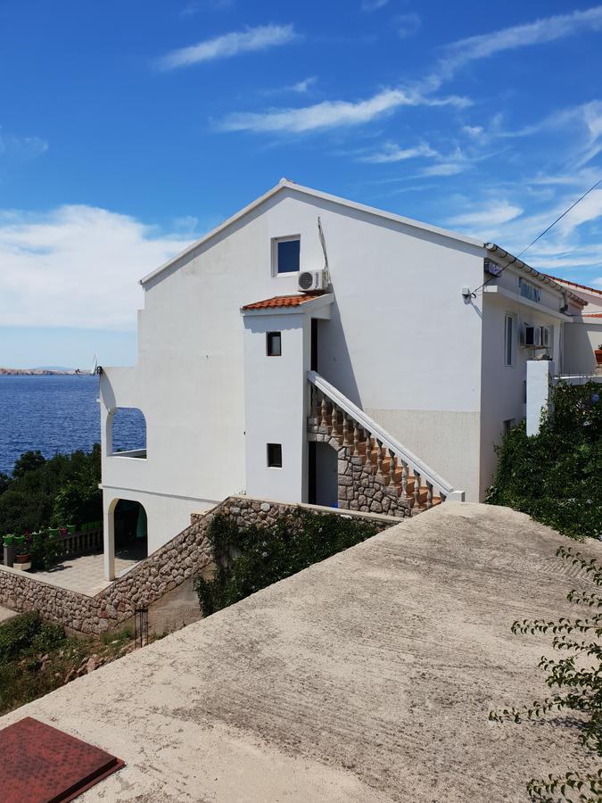 Villa Franko Призна Екстериор снимка
