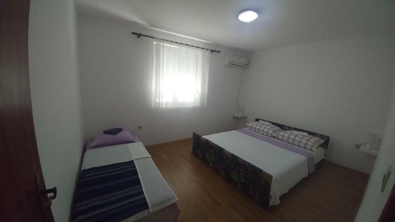 Villa Franko Призна Екстериор снимка